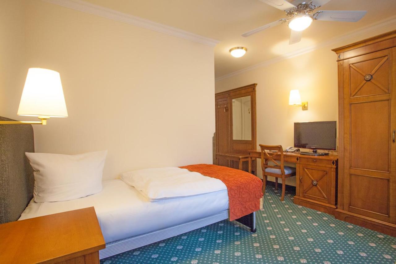 Stadthotel Herzog Ludwig Landshut Exterior photo